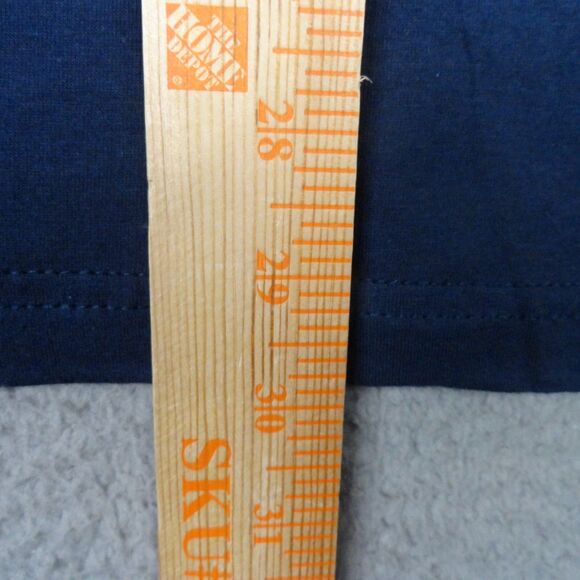 Lionel Messi Collection Shirt Mens Large Blue Shadow Logo Graphic Tee Soccer NWT - Picture 11 of 11